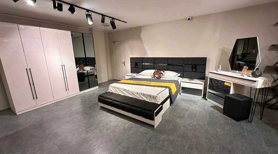 Pırlanta Outlet Bedroom Set