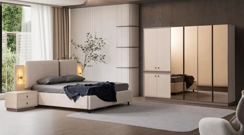 Yakut 6-Door Bedroom Set