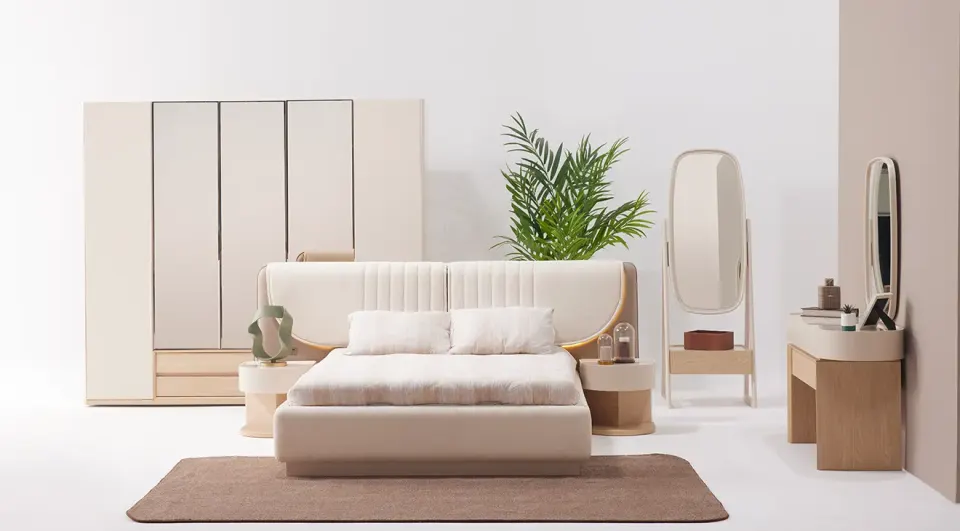 Bonita 5-Door Bedroom Set