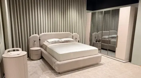 Defne 6 Door Outlet Bedroom Set