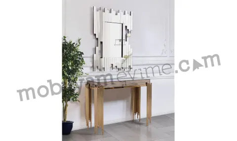 Sindamo Gold Metal Leg Dresser