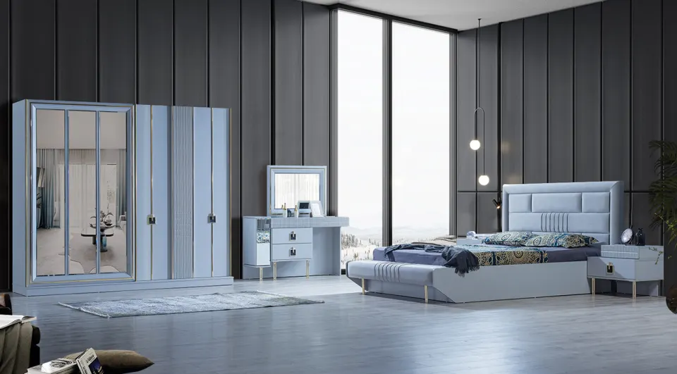 Grand Sliding Door Bedroom Set