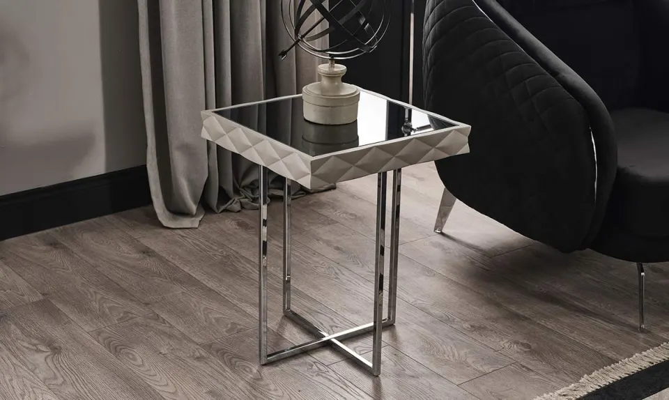Metalica Metal Leg Side Table