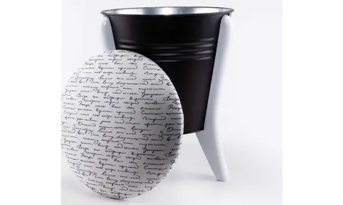 Black White Pouf 2