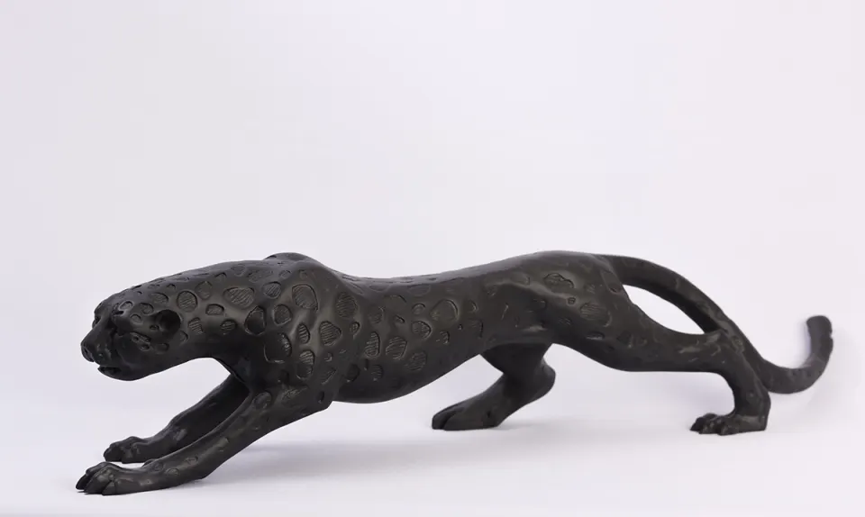 Jaguar (Black)
