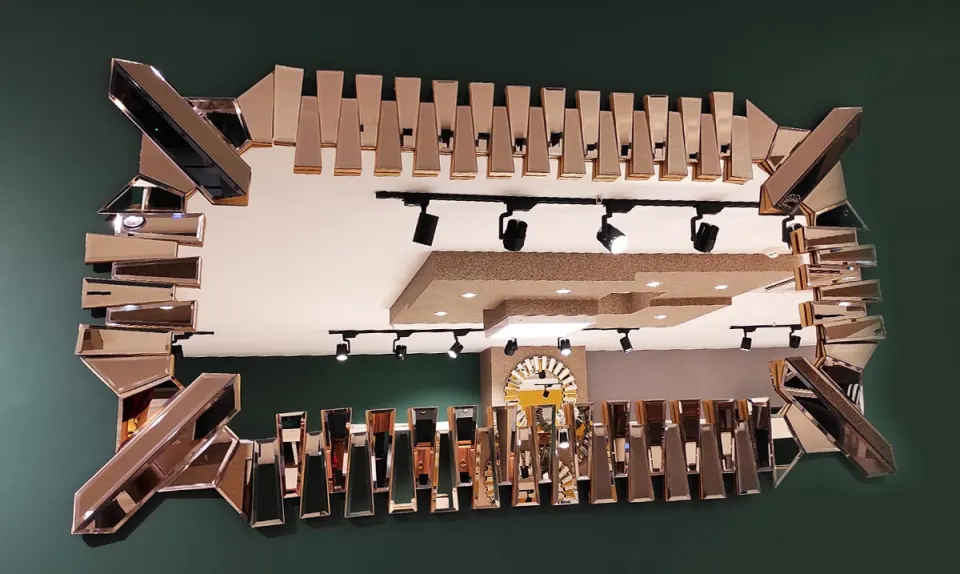 Zipper Mirror