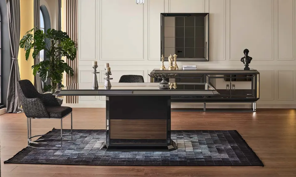 Gucci Mirrored Metal Leg Dining Room Set