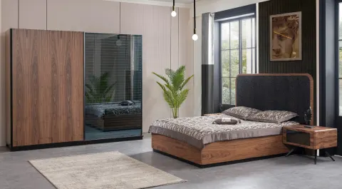 Capella Sliding Door Bedroom Set
