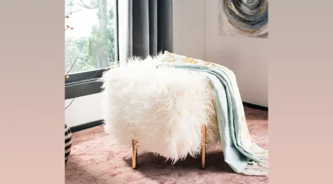 Dore Plush White Pouf