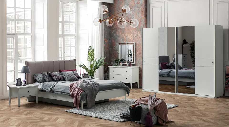 Urban Sliding Door Bedroom Set