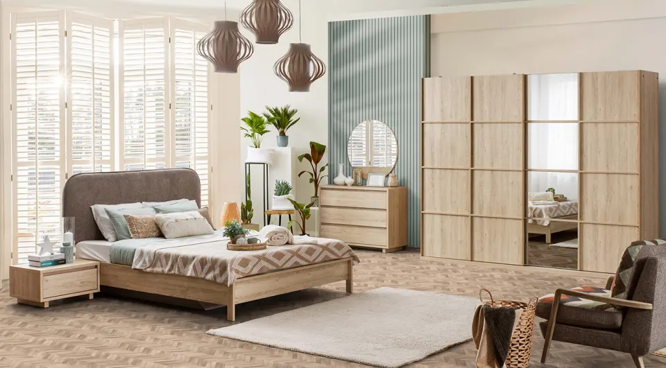 Vega Sliding Door Bedroom Set