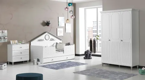 Alvin 3 Door Baby Room Set