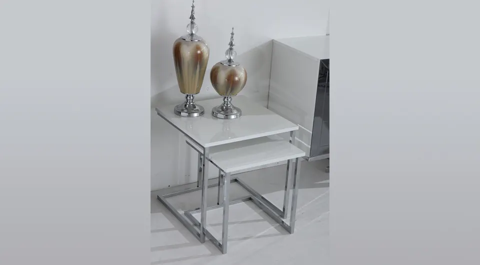Noir Silver Metal Leg Nesting Table