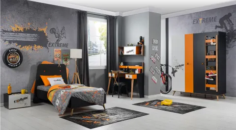 Extreme 4 Doors Young Room Set