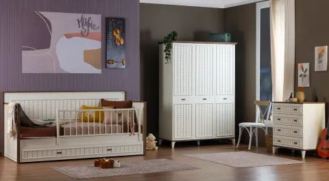 Kater 3 Doors Young Room Set