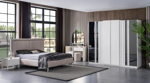Start Moonstone 6-Door Bedroom Set