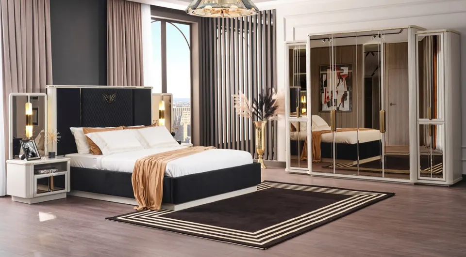 Hilton 6-Door Bedroom Set
