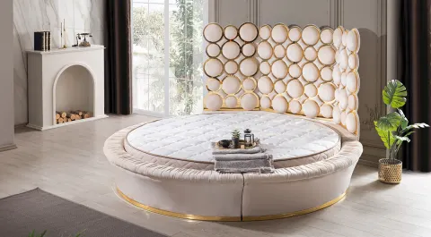 Gold Point Bed Set