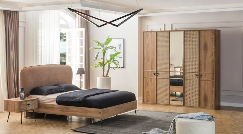 İlke 5-Door Bedroom Set