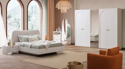 Granada 5-Door Bedroom Set