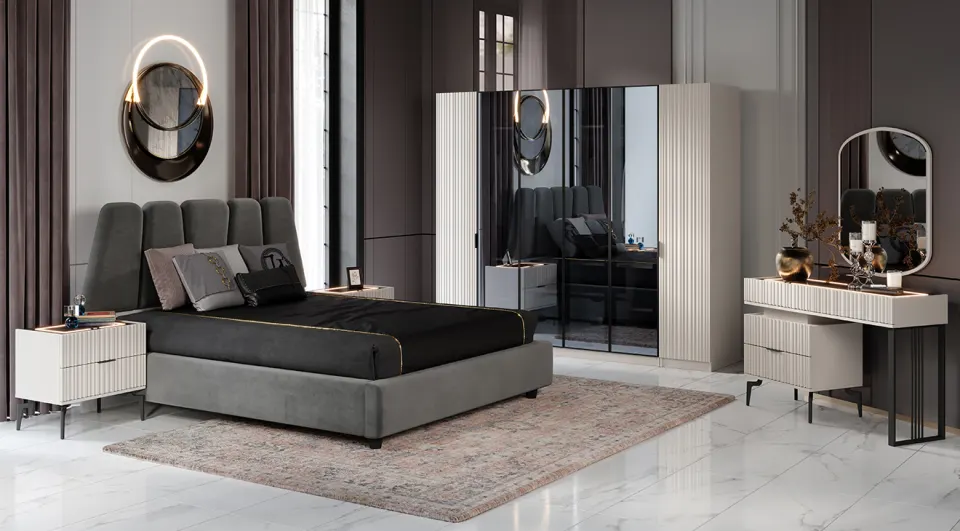 Riva 6-Door Bedroom Set 