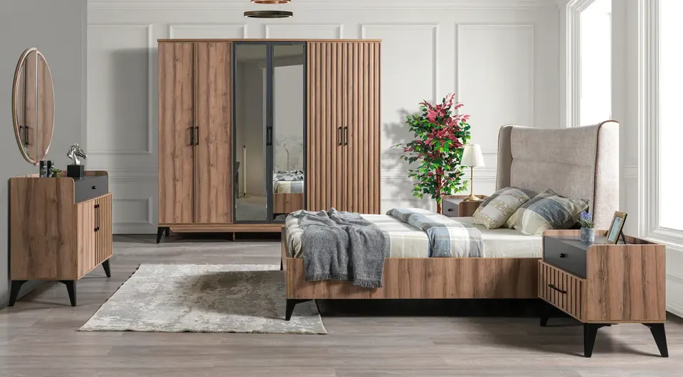 Dore 6 Door Bedroom Set