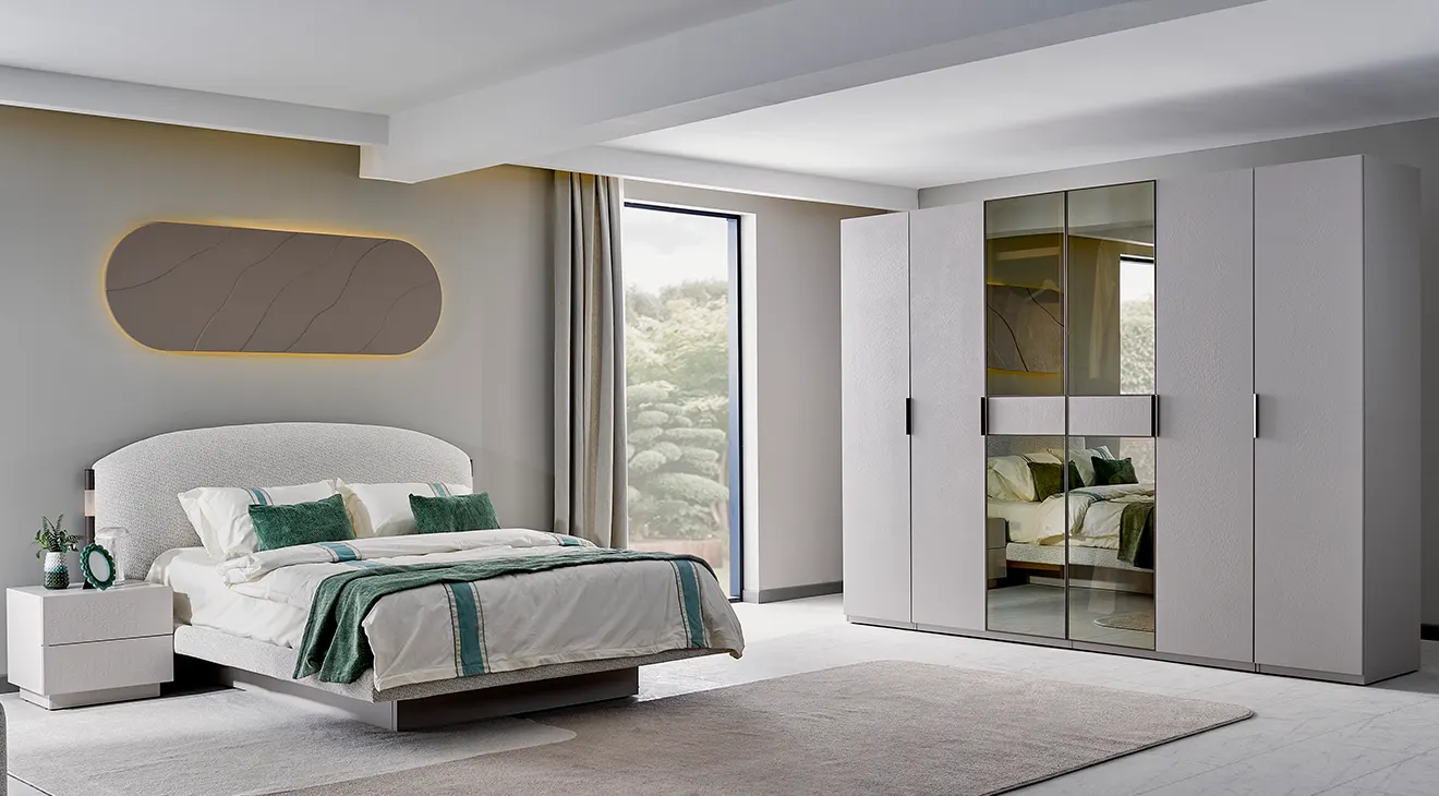 Kasmir 6-Door Bedroom Set