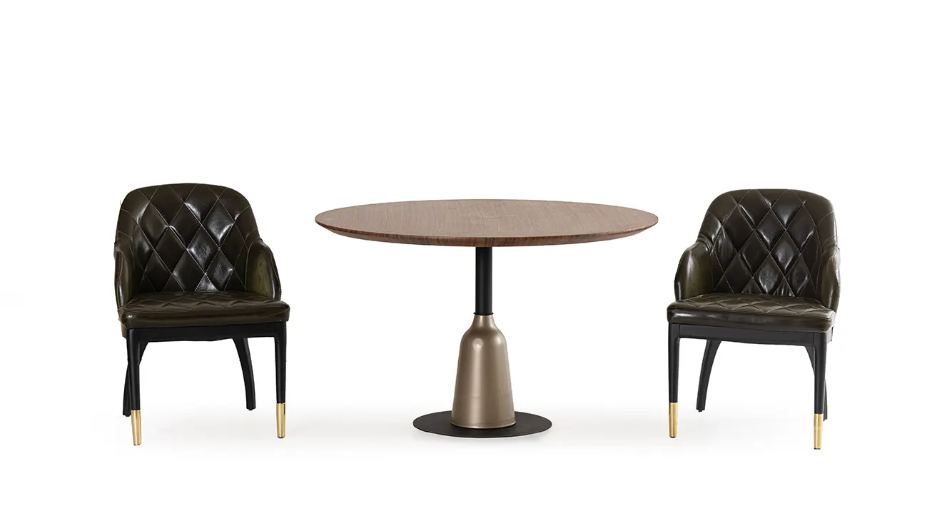 Pisa Walnut Round Table