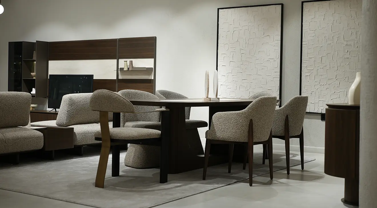 Foresta Metal Leg Dining Table
