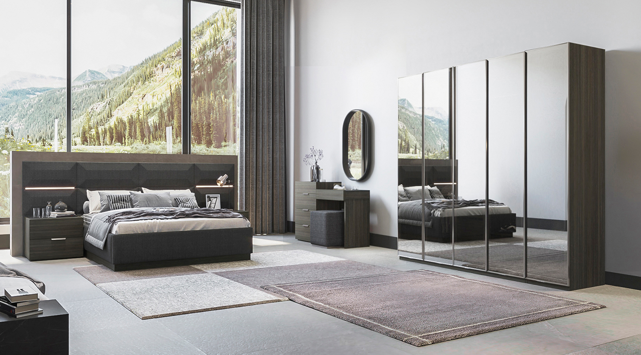 Adessa 5 Door Bedroom Set