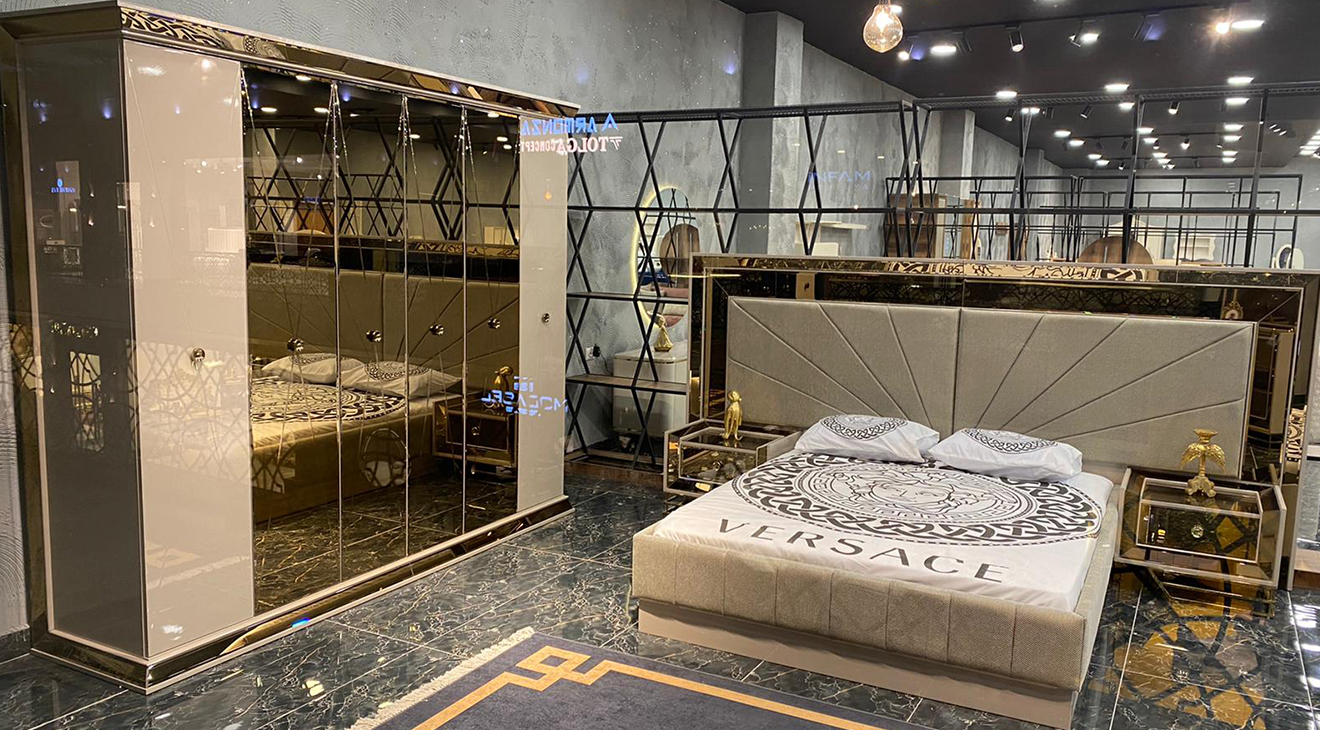 Bentley 6 Door Bedroom Set