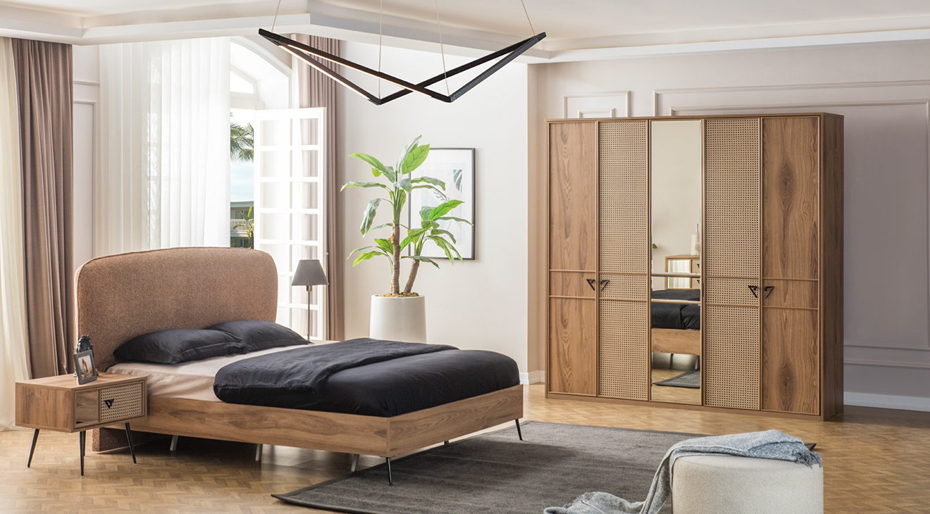 İlke 5-Door Bedroom Set
