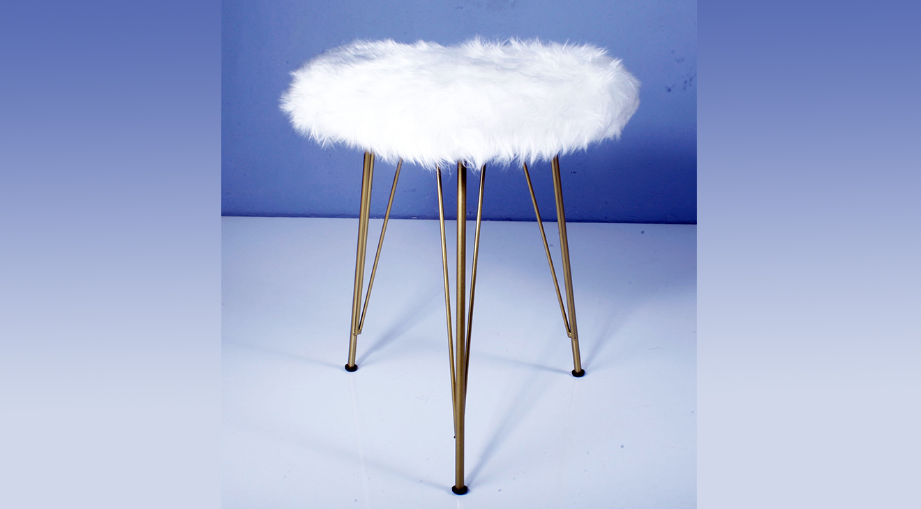 Lovely White Gold Pouf