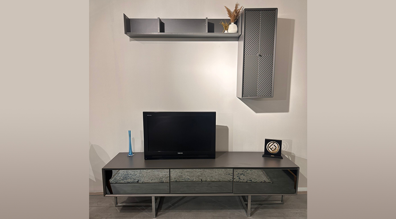 Luna Outlet TV Unit