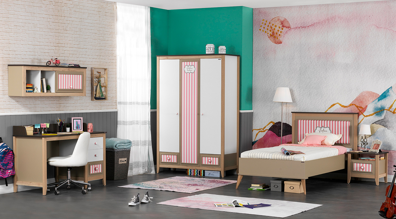 Fonn Young Room Set