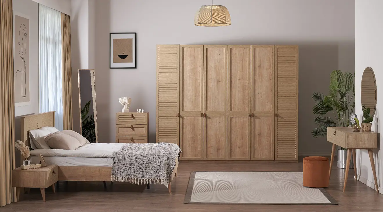 Mikanos 6-Door Bedroom Set