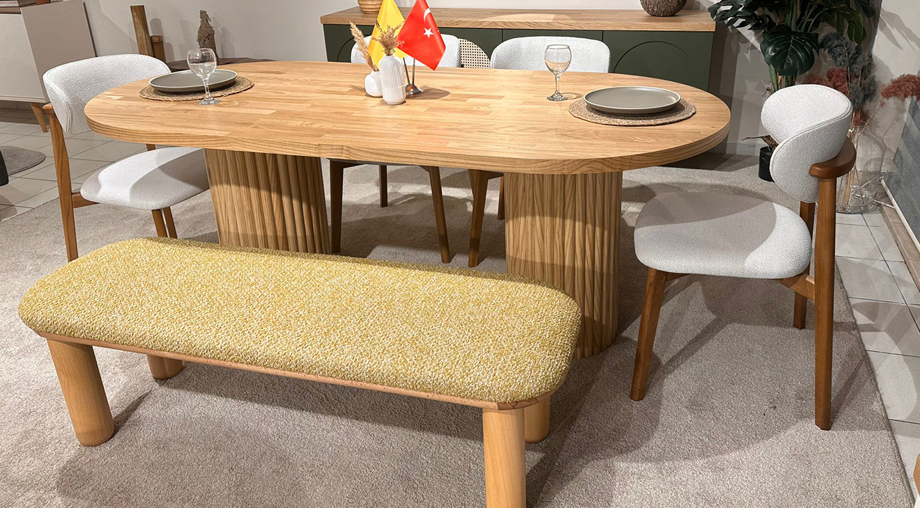 Neva Dining Room Set