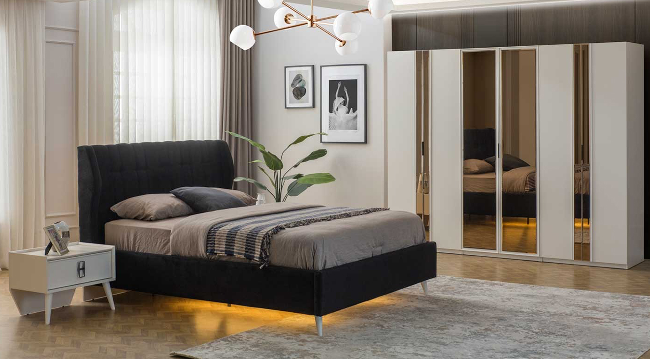 Rose 6 Door Bedroom Set
