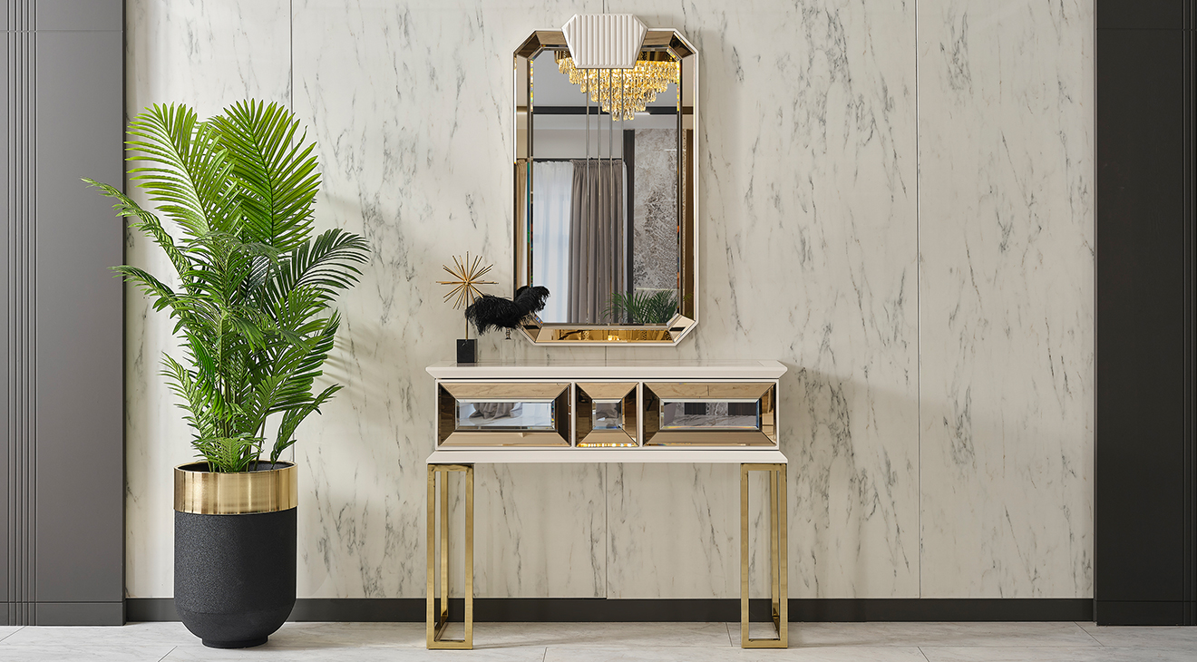 Sirius Dresser