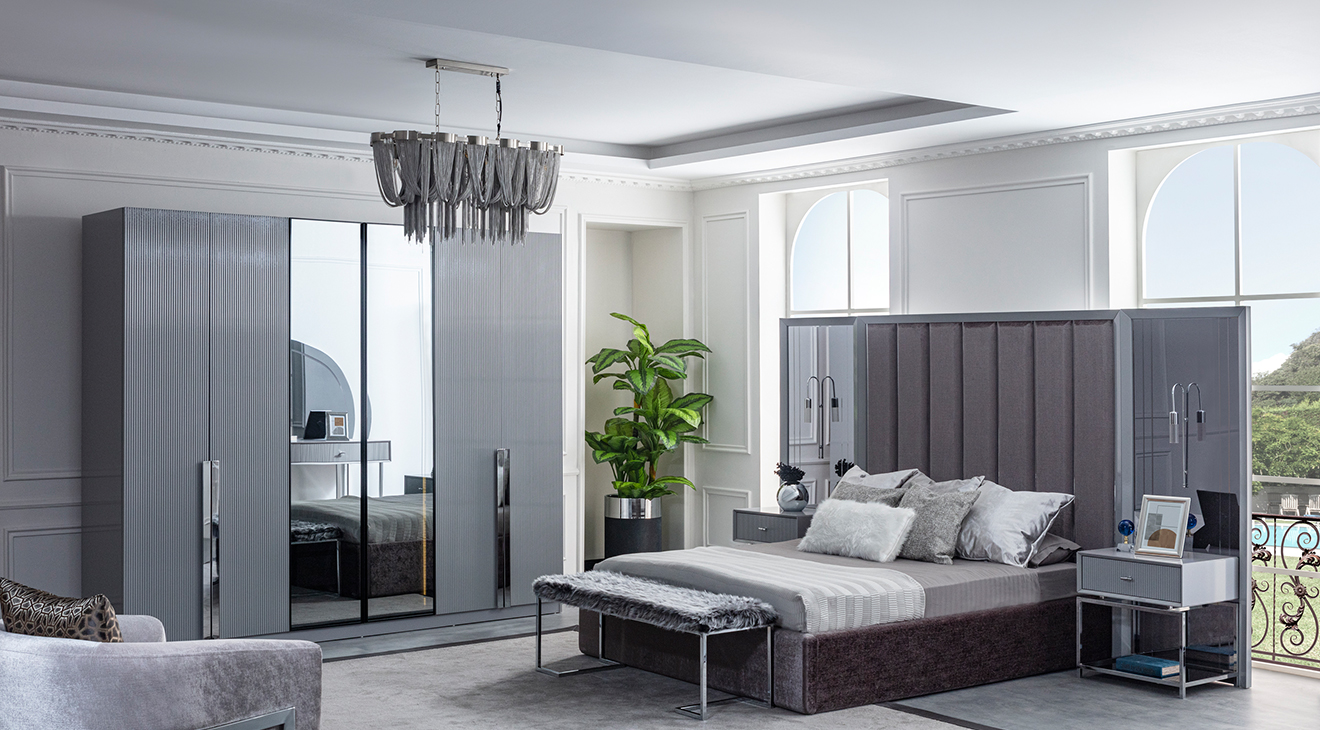 Solo Lux 6 Door Bedroom Set