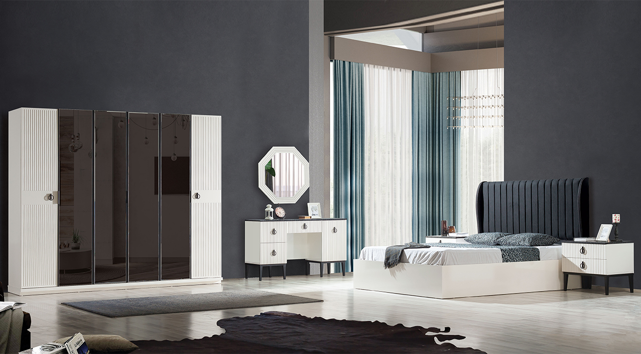 Stil 6 Door Bedroom Set