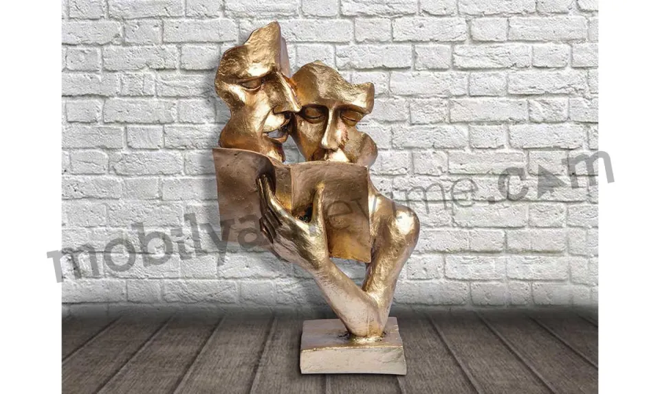 Kitap Okuyan Çift